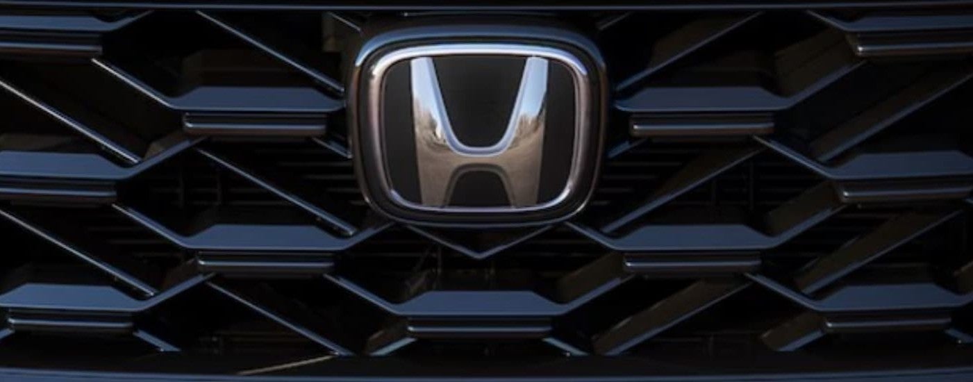 Close-up of the grille on a 2026 Honda CR-V Hybrid.